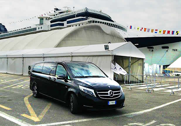 Private car transfer at Naple's Cruise Port
