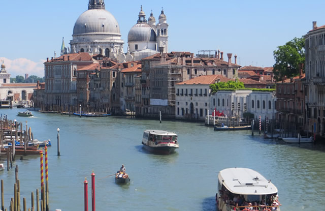 Exploring the Grand Canal, Venice: getting there and water bus